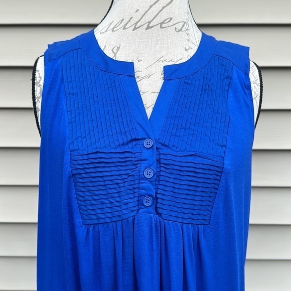 Cable & gauge Angelfish Blue Sleeveless Pleat Front Blouse - Picture 4 of 13